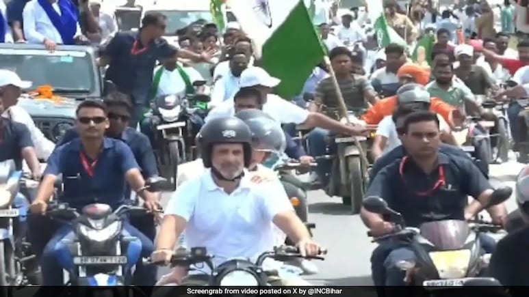 Watch: Rahul Gandhi Rides Royal Enfield In Bihar Rally, Sister Priyanka Sits Behind Him Watch: Rahul Gandhi Rides Royal Enfield In Bihar Rally, Sister Priyanka Sits Behind Him