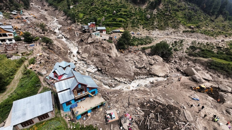 Explained: Why North India, Pakistan Are Being Hit So Badly by Cloudbursts Explained: Why North India, Pakistan Are Being Hit So Badly by Cloudbursts