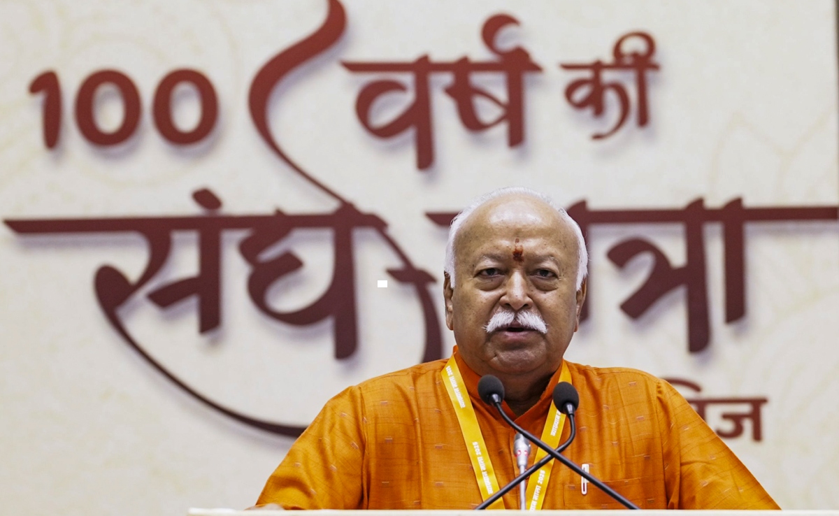 संघ संगठन से बाहर क्यों नहीं काम करता, लेकिन स्वयंसेवक करते हैं, मोहन भागवत ने समझाया