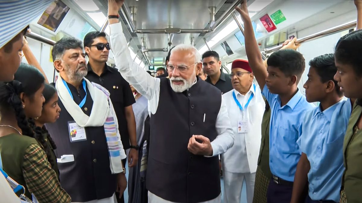 PM Modi Launches Bengaluru Metro's Yellow Line, New Vande Bharat Express