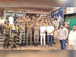 Flood Rescue: दो दिन के ऑपरेशन में बचाई 500 जिंदगियां, Army जवानों को लोगों ने दी शानदार विदाई Flood Rescue: दो दिन के ऑपरेशन में बचाई 500 जिंदगियां, Army जवानों को लोगों ने दी शानदार विदाई