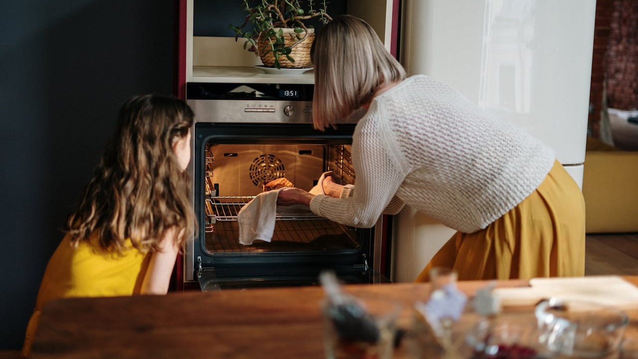 Different ways in which OTGs can support healthy cooking