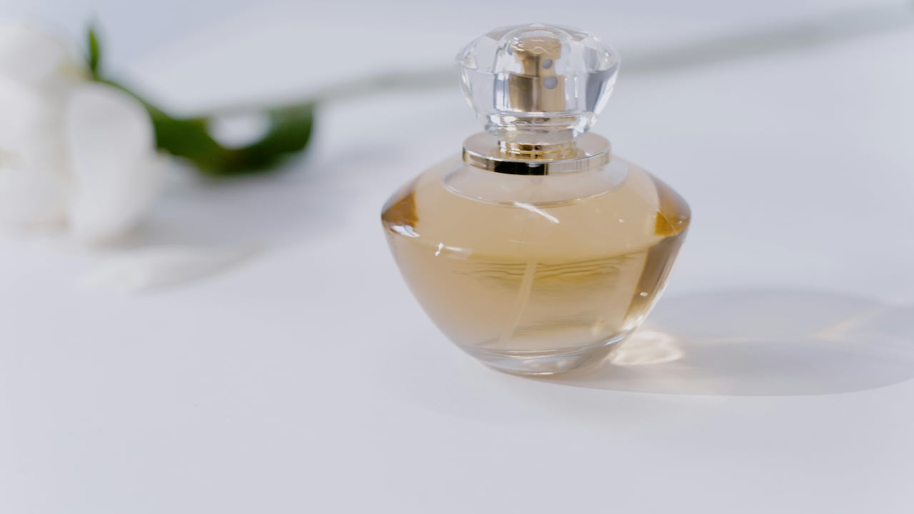 Get Smell Luxurious Water Based Perfumes On A Budget Under ₹699