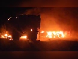 राजस्थान में भीषण सड़क हादसा, तीन ट्रकों में लगी भीषण आग; ड्राइवर समेत 2 जिंदा जले