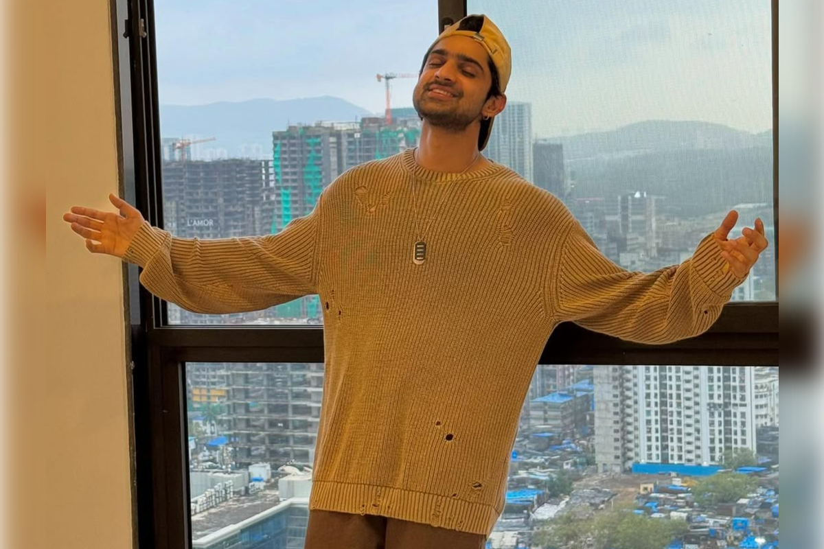 Abhishek Kumar Buys New House In Mumbai On Birthday; Says, "I've Worked Very Hard To Reach Here"