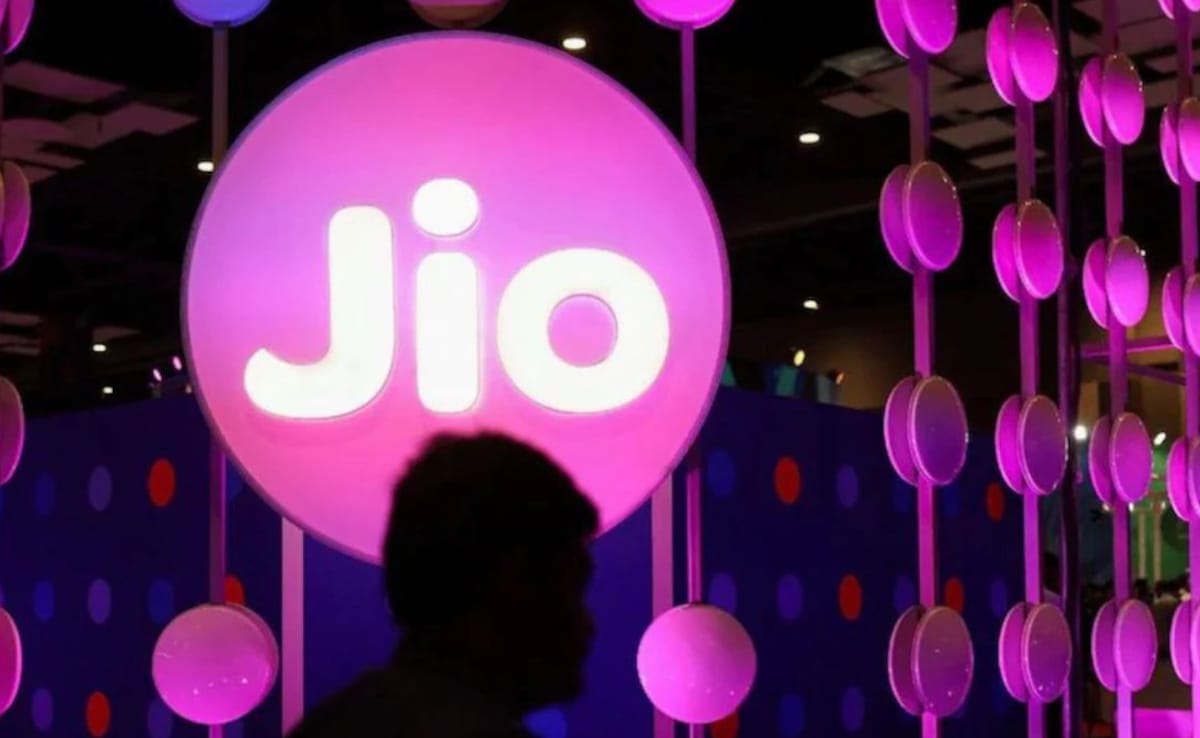 Mukesh Ambani Announces Jio Listing In First Half Of 2026