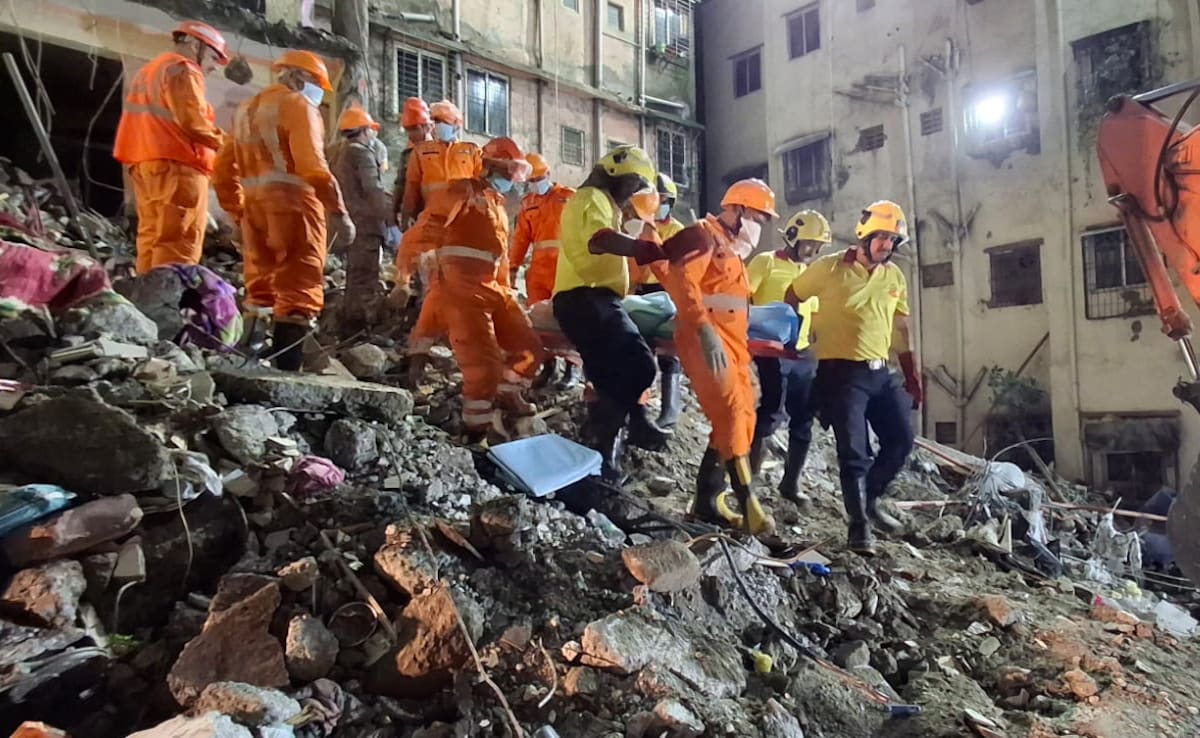 Maharashtra Virar Building Collapse, Palghar Building Collapse Death Count: 4-Storey Building Collapse In Virar Near Mumbai, Rescue Ops On