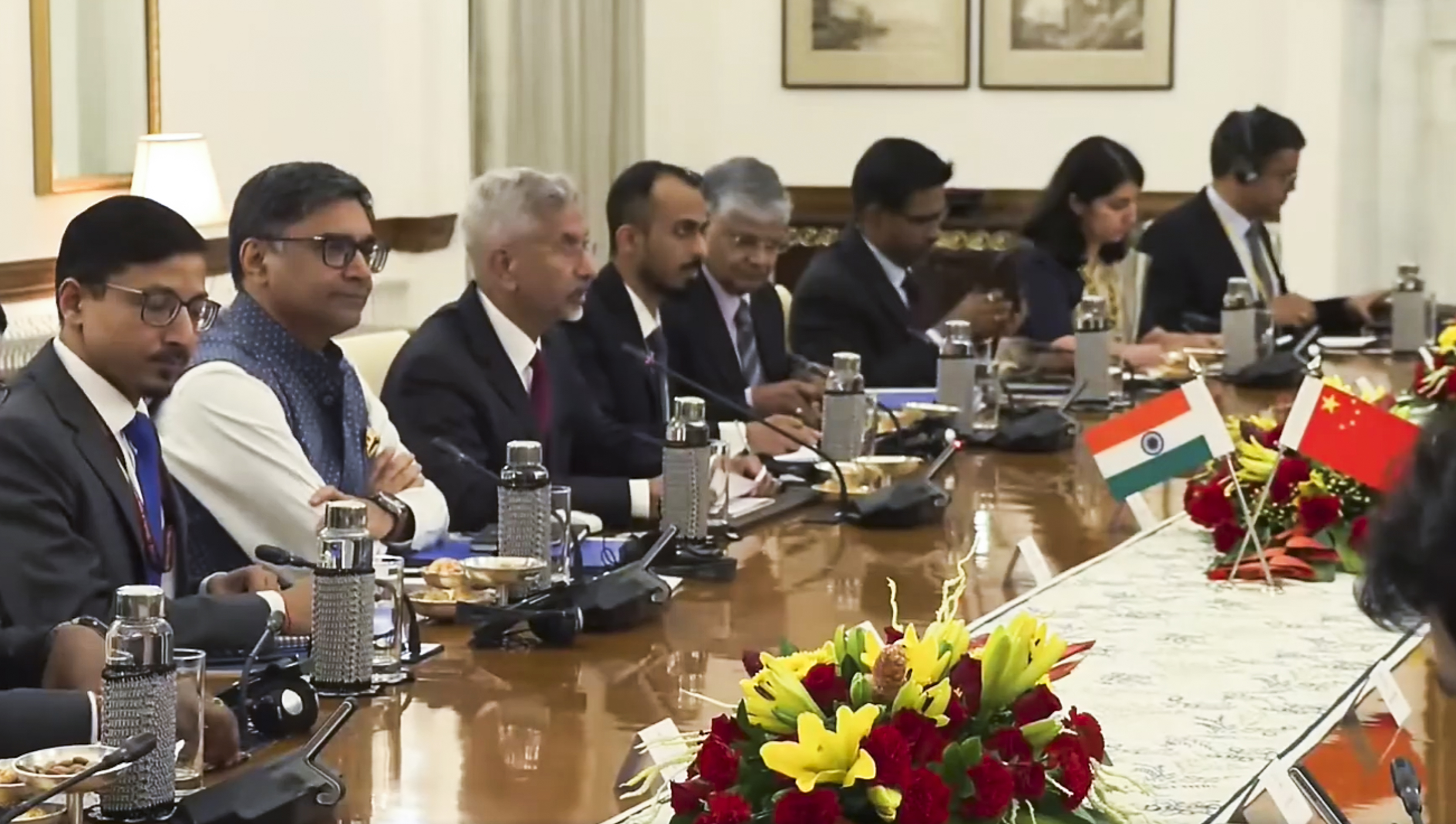 क्‍या वाकई सुलह का संदेश लेकर भारत आए हैं चीन के विदेश मंत्री या फिर माजरा कुछ और है?  