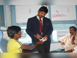 TC और TTE में क्या अंतर? हर रेल यात्री का होता है इनसे सामना, जानें वर्दी से लेकर सैलरी तक TC और TTE में क्या अंतर? हर रेल यात्री का होता है इनसे सामना, जानें वर्दी से लेकर सैलरी तक