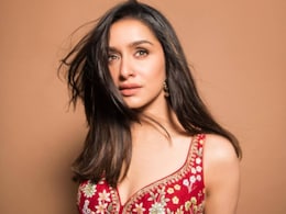 Shraddha Kapoor Sustains Leg Injury On <i>Eetha</i> Set, Halts Shoot: Report