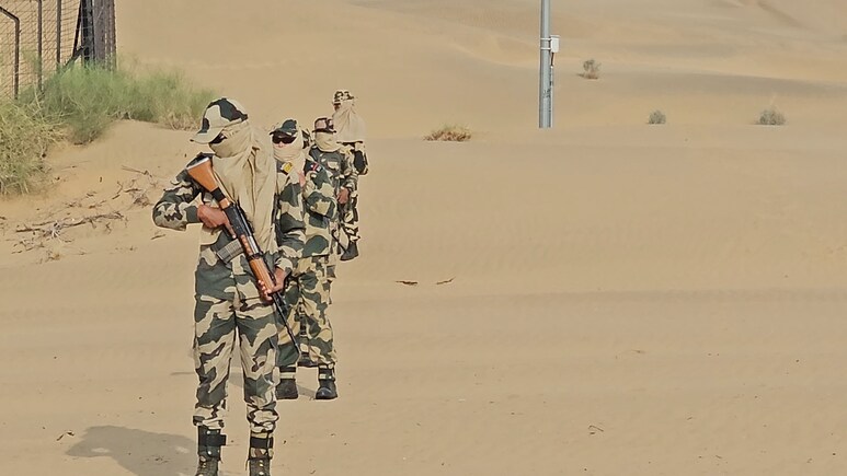 स्वतंत्रता दिवस से पहले राजस्थान में भारत-पाक सीमा पर अलर्ट जारी, BSF 24 घंटे रखेगी निगरानी