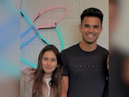 सचिन तेंदुलकर के बेटे अर्जुन की हुई सगाई, सोशल मीडिया पर खबर तूफान सी वायरल सचिन तेंदुलकर के बेटे अर्जुन की हुई सगाई, सोशल मीडिया पर खबर तूफान सी वायरल