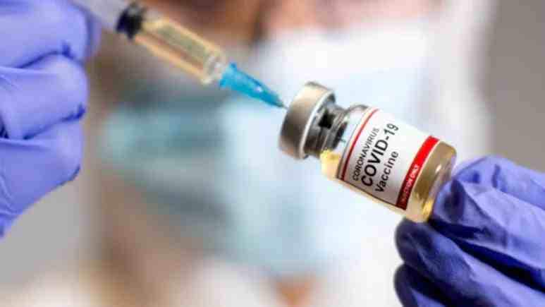 अमेरिका : CDC मुख्यालय पर गोलीबारी... हमलावर के पिता बोले– कोविड वैक्सीन ने बेटे को आत्महत्या के लिए उकसाया अमेरिका : CDC मुख्यालय पर गोलीबारी... हमलावर के पिता बोले– कोविड वैक्सीन ने बेटे को आत्महत्या के लिए उकसाया