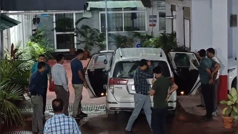 झारखंड जेल में बंद अतुल सिंह और मुकेश मनचंदा को रायपुर लाई EOW, कोर्ट से शराब घोटाला मामले में मांगेगी रिमांड