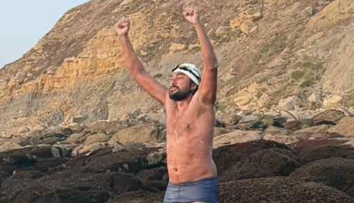 Swimming Family Tradition: Mumbai Man Crosses English Channel In 22 Hours