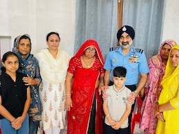 Rajasthan: शहीद सुरेंद्र कुमार के परिवार से मिलने झुंझुनूं पहुंचे एयर चीफ मार्शल, ऑपरेशन सिंदूर में गंवाई थी जान Rajasthan: शहीद सुरेंद्र कुमार के परिवार से मिलने झुंझुनूं पहुंचे एयर चीफ मार्शल, ऑपरेशन सिंदूर में गंवाई थी जान