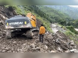 Ground Report: कहीं धंसी सड़क तो कहीं दरके पहाड़... उत्तरकाशी में अब कैसे हैं हालात, पढ़ें