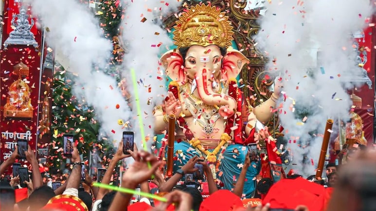 "प्रत्येक हिंदूंनी हातात शस्त्र असलेले गणपतीची मूर्तीच घ्यावी"; भाजपचा नवा नारा काय आहे?