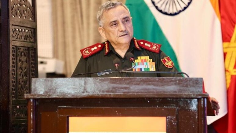 वायुसेना का इस्तेमाल हुआ होता तो... 1962 के भारत-चीन युद्ध पर CDS चौहान का बड़ा दावा