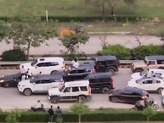 Video: Convoy Of Cars Blocks Busy Gurugram Road For Recording Reels