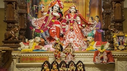 Happy Krishna Janmashtami 2025: Share These Wishes, WhatsApp Status, Greetings And Quotes