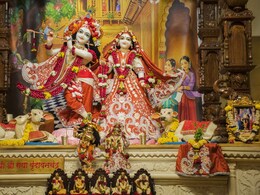 Happy Krishna Janmashtami 2025: Share These Wishes, WhatsApp Status, Greetings And Quotes Happy Krishna Janmashtami 2025: Share These Wishes, WhatsApp Status, Greetings And Quotes
