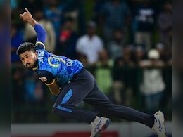 W,W,W: दिलशान मदुशंका ने रचा इतिहास, श्रीलंका के लिए ODI में इन 8 गेंदबाजों ने लिया है हैट्रिक W,W,W: दिलशान मदुशंका ने रचा इतिहास, श्रीलंका के लिए ODI में इन 8 गेंदबाजों ने लिया है हैट्रिक