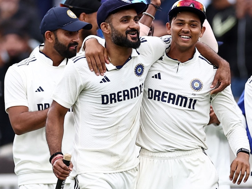 Ravi Shastri Names Rising Star Of Indian Cricket. It's Not Yashasvi Jaiswal Or Akash Deep