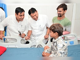 Rajasthan: "मुआवजा छोड़िए, घायलों से मुलाकात भी सरकार की प्राथमिकता नहीं", झालावाड़ हादसे पर बरसे डोटासरा Rajasthan: "मुआवजा छोड़िए, घायलों से मुलाकात भी सरकार की प्राथमिकता नहीं", झालावाड़ हादसे पर बरसे डोटासरा
