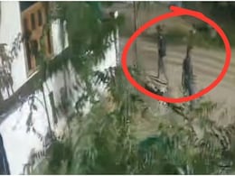 Rajasthan Children Missing: जयपुर पुलिस और परिजन ढूंढते रहे, बच्चे घर आए और चुपके से कपड़े लेकर फिर भाग गए Rajasthan Children Missing: जयपुर पुलिस और परिजन ढूंढते रहे, बच्चे घर आए और चुपके से कपड़े लेकर फिर भाग गए