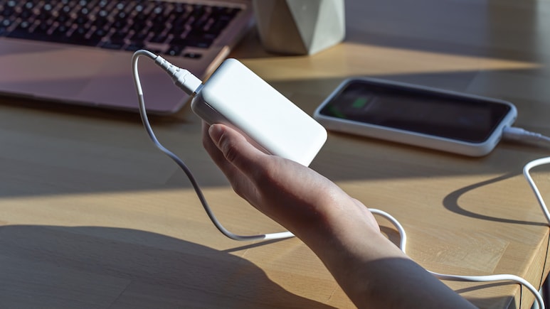 Flipkart Sale 2025: Mi, URBN के ये हैं जबरदस्त Power Bank, मोबाइल, टैबलेट को करते हैं मिनटों में चार्ज Flipkart Sale 2025: Mi, URBN के ये हैं जबरदस्त Power Bank, मोबाइल, टैबलेट को करते हैं मिनटों में चार्ज