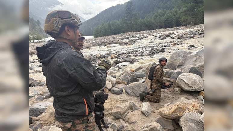 धराली और हर्षिल में इंडियन आर्मी ने संभाला मोर्चा, तेजी से चल रहा राहत और बचाव कार्य धराली और हर्षिल में इंडियन आर्मी ने संभाला मोर्चा, तेजी से चल रहा राहत और बचाव कार्य