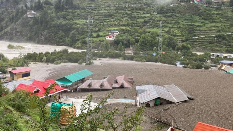 30 सेकंड में मौत बनकर आया सैलाब, 20 फुट ऊंची इमारतें भी जमींदोज, धराली की त्रासदी रौंगटे खड़े कर देगी 30 सेकंड में मौत बनकर आया सैलाब, 20 फुट ऊंची इमारतें भी जमींदोज, धराली की त्रासदी रौंगटे खड़े कर देगी
