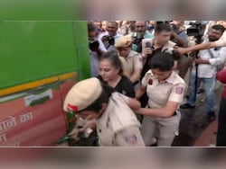 Around 40 Activists Detained For Protesting Against Top Court&#039;s Dog Order