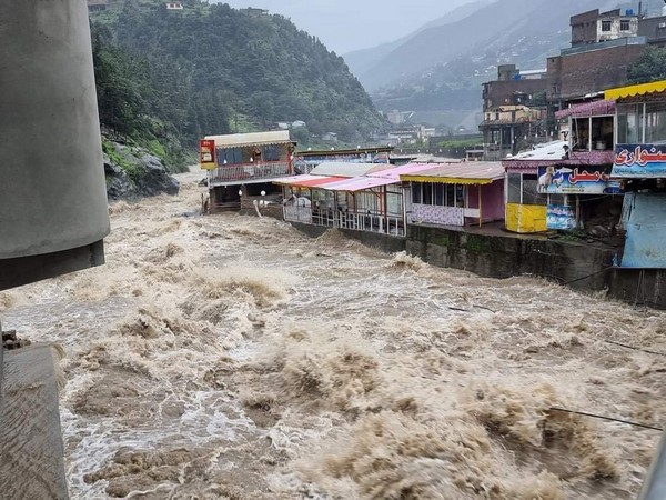 पाकिस्‍तान में 48 घंटे में 344 मौतें, खैबर से लेकर बलूचिस्‍तान में कुदरत क्यों मचाती है इतना कोहराम
