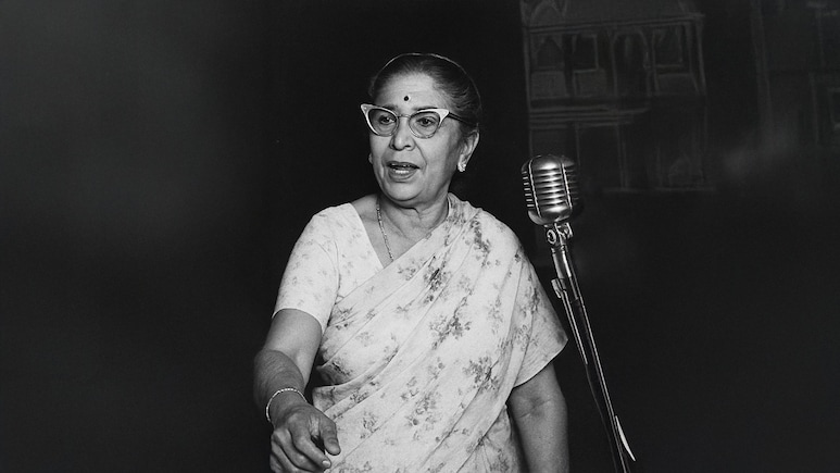 खुर्शीद मांचेरशेर मिनोचेर होमजी से बनी सरस्वती, खानदान को पता ना चले इसलिए बदली इस सुपरस्टार ने पहचान खुर्शीद मांचेरशेर मिनोचेर होमजी से बनी सरस्वती, खानदान को पता ना चले इसलिए बदली इस सुपरस्टार ने पहचान