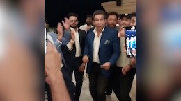 Wasim Akram's Dance With Harbhajan Singh, Sreesanth On Pathaan Song Viral, Old Video Blasted