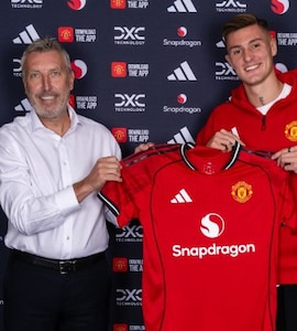 Manchester United Announce 85 Million Euro-Signing Of Striker Benjamin Sesko
