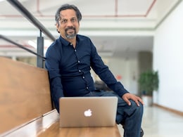 Zoho's Sridhar Vembu Urges Indians In US To "Make The Bold Move" After H-1B Visa Fee Hike Zoho's Sridhar Vembu Urges Indians In US To "Make The Bold Move" After H-1B Visa Fee Hike
