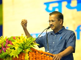 गुजरात सरकार किसानों पर लगे सारे केस वापस ले, अगर गिरफ्तार ही करना है तो हमें करे: केजरीवाल गुजरात सरकार किसानों पर लगे सारे केस वापस ले, अगर गिरफ्तार ही करना है तो हमें करे: केजरीवाल