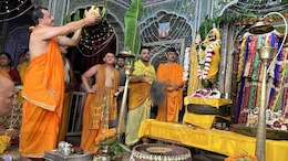 Krishna Janmashtami 2025: जयपुर के इस मंदिर में दोपहर में ही जन्मे श्रीकृष्ण, 500 साल पुरानी परंपरा ने चौंकाया!