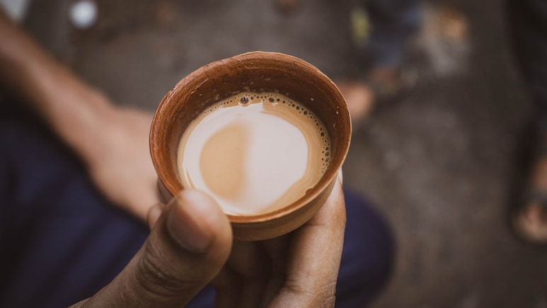 Tea Lover : चहा प्रेमी असाल तर या 3 चुका कधीच करू नका; तज्ज्ञ म्हणाले, दररोज पिणाऱ्यांनी तर नक्की पाहा!