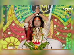 Aniruddhacharya:'...तर चारित्र्यवान मुले कशी जन्माला येणार', अनिरुद्धाचार्यांचे परत वादग्रस्त वक्तव्य Aniruddhacharya:'...तर चारित्र्यवान मुले कशी जन्माला येणार', अनिरुद्धाचार्यांचे परत वादग्रस्त वक्तव्य