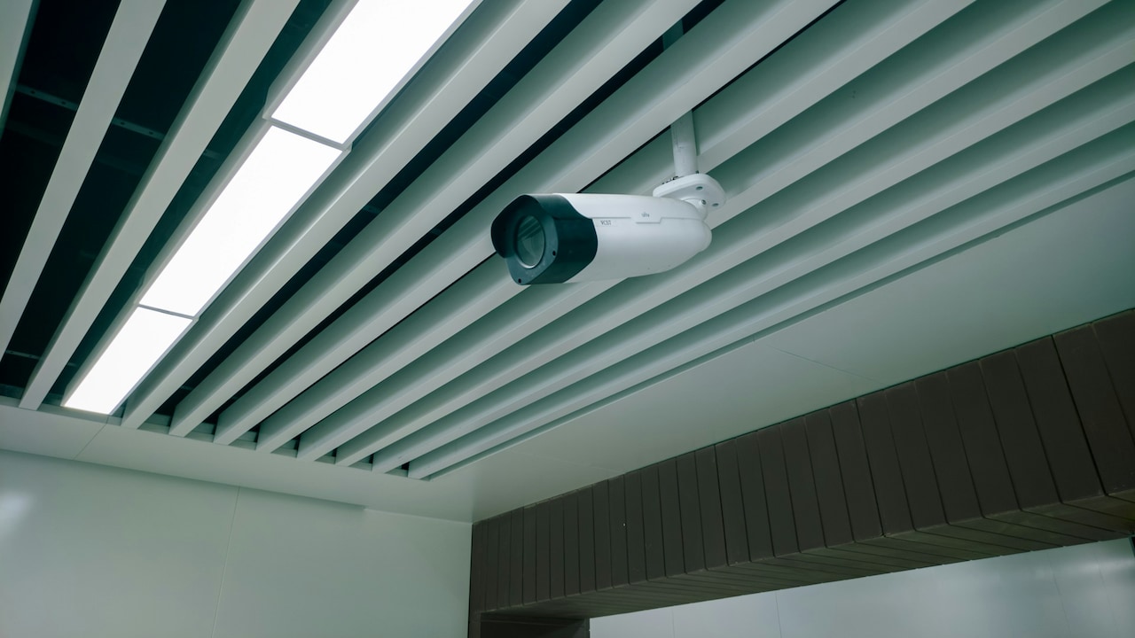 Shop home security cameras under 1500 on Flipkart Freedom Sale
