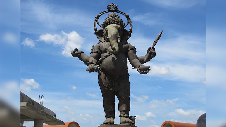World's Tallest Standing Lord Ganesha Statue Is Not In India, But In...