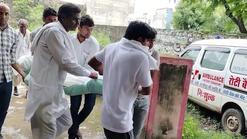 कोटपूतली-बहरोड़: तेज रफ्तार पिकअप ने बाइक सवार को मारी टक्कर, मौके पर ही दर्दनाक मौत; जांच में जुटी पुलिस 