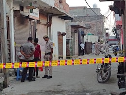 चाकू से गोदा, ईंट-पत्थर से कुचला... दिल्ली में बेटे ने की मां-बाप और भाई की हत्या चाकू से गोदा, ईंट-पत्थर से कुचला... दिल्ली में बेटे ने की मां-बाप और भाई की हत्या