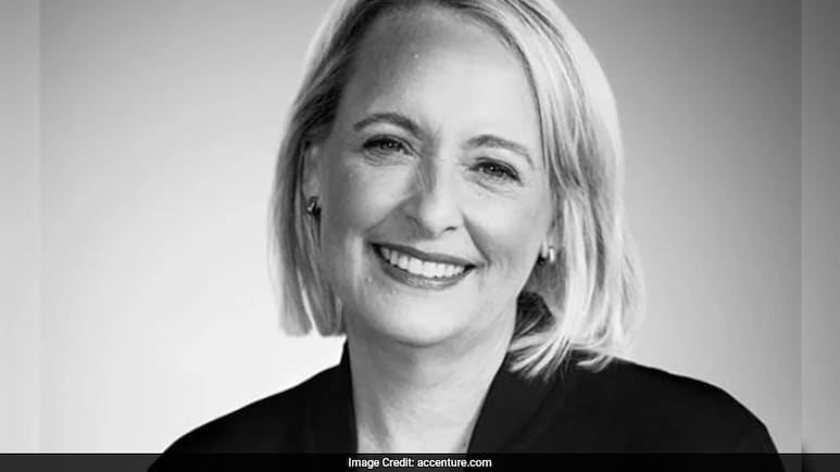 Accenture CEO Makes AI Skills Mandatory for Promotions: "If You Want To Get Promoted"