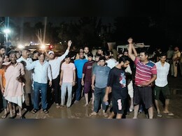 भरतपुर में दर्दनाक हादसे में मां-बेटे की मौत, बाइक पर पलटा ट्रैक्टर- ट्रॉली; ग्रामीणों ने सड़क पर लगाया जाम