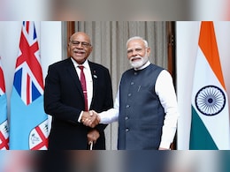 सुरक्षा, गिरमिटिया-डे, पंडितों की ट्रेनिंग... मोदी को 'असली बॉस' बताने वाले फिजी PM के साथ हुए ये 7 समझौते सुरक्षा, गिरमिटिया-डे, पंडितों की ट्रेनिंग... मोदी को 'असली बॉस' बताने वाले फिजी PM के साथ हुए ये 7 समझौते